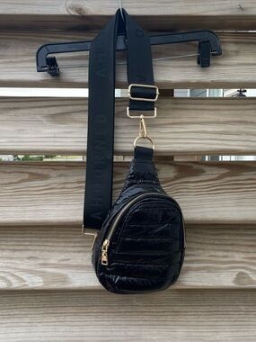 Ah-Dorned Quilted Black Puffer Sling Crossbody Small Backpack Bag Like New